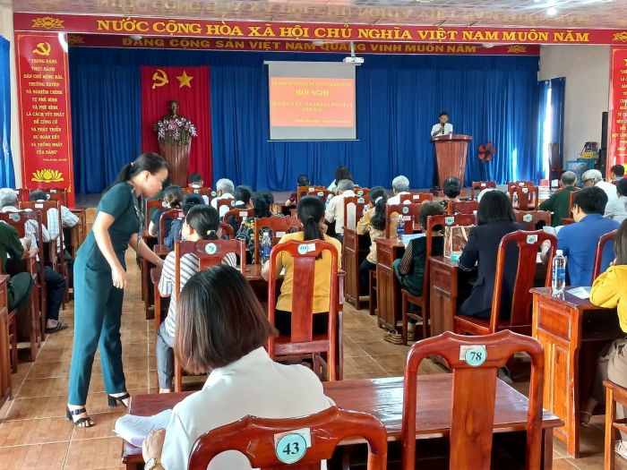 Trung tâm trợ giúp pháp lý Nhà nước tỉnh Bình Phước tổ chức Hội nghị truyền thông và trợ giúp pháp lý tại địa bàn Phường Thành Tâm thị xã Chơn Thành