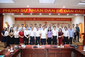 Đoàn giám sát Ủy Ban Thường vụ Quốc hội làm việc tại thành phố Đồng Xoài