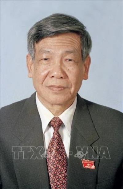 Former Party chief Le Kha Phieu passes away, aged 89