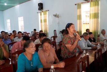 Đại biểu HĐND tỉnh tiếp xúc cử tri xã Long Bình
