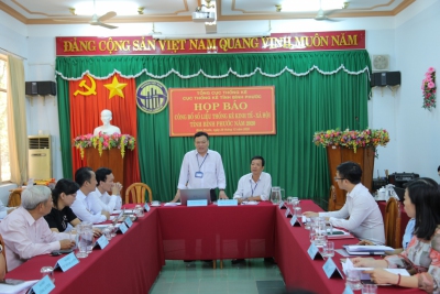 Cục Thống kê họp báo công bố số liệu thống kê kinh tế - xã hội tỉnh Bình Phước năm 2020
