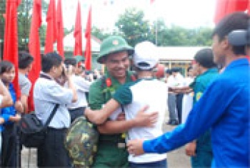 Đồng Phú: 130 tân binh lên đường tòng quân