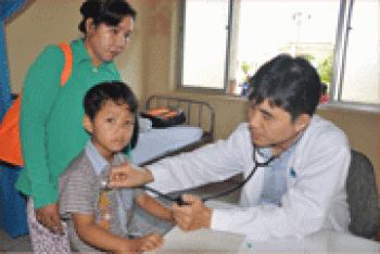 Khám sàng lọc bệnh tim miễn phí cho 168 trẻ em
