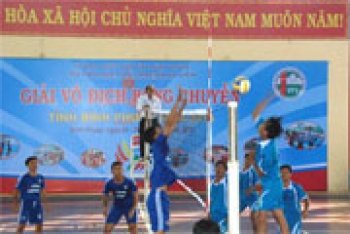 Khai mạc giải vô địch bóng chuyền tỉnh năm 2015