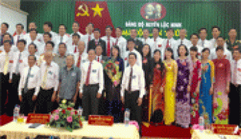 Bà Trần Thị Ánh Tuyết tái cử chức Bí thư Huyện ủy Lộc Ninh