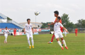 Bình Phước thất thủ 0-4 trước Phú Yên