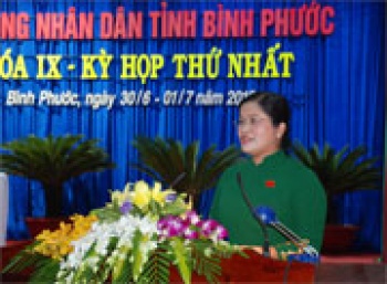 Tân Chủ tịch HĐND tỉnh khóa 9 Trần Tuệ Hiền