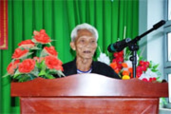 Đại biểu Quốc hội tỉnh tiếp xúc cử tri huyện Bù Đốp, Bù Gia Mập