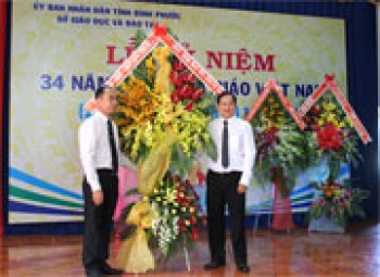 Kỷ niệm 34 năm Ngày nhà giáo Việt Nam