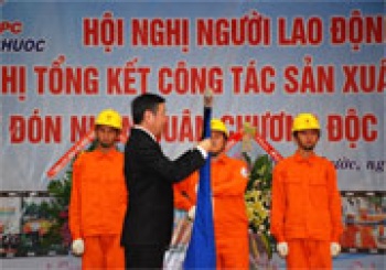 Điện lực Bình Phước đón nhận Huân chương độc lập hạng ba