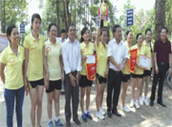 Giải bóng chuyền nữ ngành giáo dục thị xã Phước Long