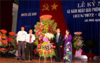 Kỷ niệm 45 năm giải phóng huyện Lộc Ninh