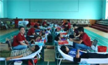 Phú Riềng tổ chức hiến máu tình nguyện đợt 1 năm 2017
