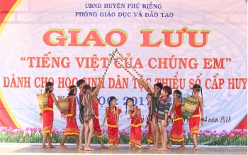 Phú Riềng tổ chức giao lưu “Tiếng Việt của chúng em”