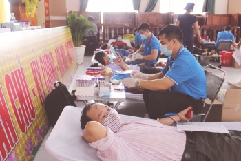 Phú Riềng tổ chức hiến máu tình nguyện đợt 1 năm 2020