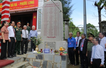 Tưởng niệm các anh hùng liệt sĩ cùng đồng bào tử nạn trên địa bàn Bà Rá - Phước Long