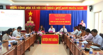 Huyện ủy Phú Riềng tổ chức hội nghị thông tin thời sự