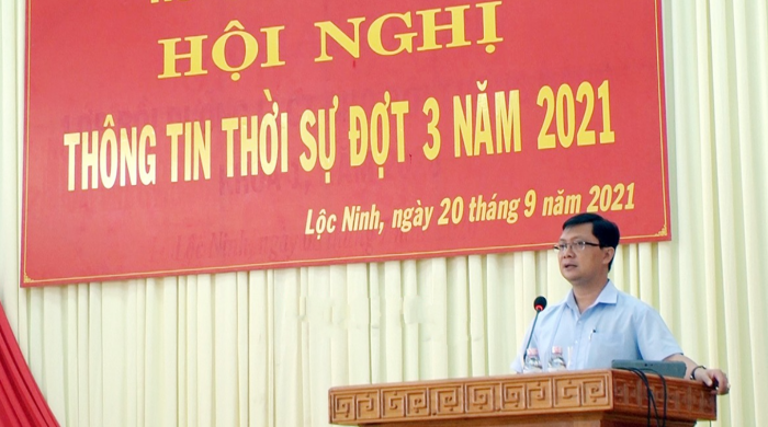 Huyện ủy Lộc Ninh thông tin thời sự đợt 3