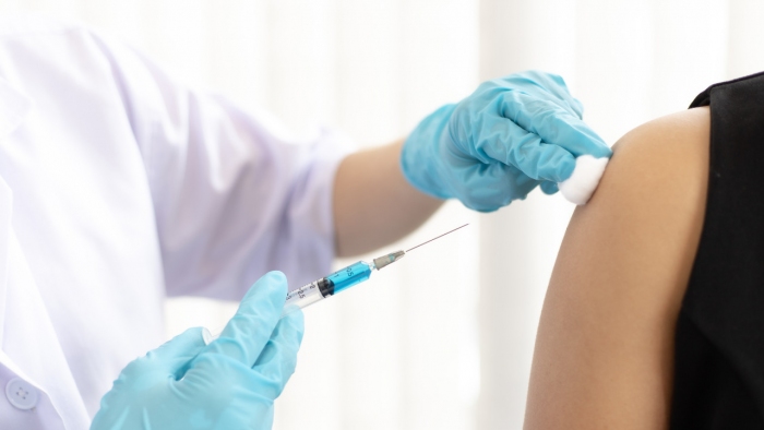 Đẩy nhanh tiến độ tiêm vắc xin phòng COVID-19