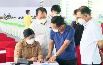 Sẵn sàng cho lễ khánh thành nhà máy Công ty Hayat Kimya Việt Nam