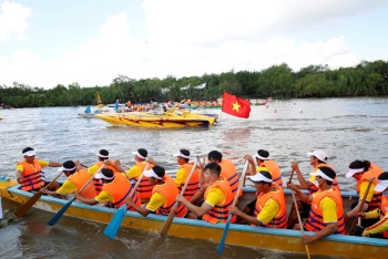 Đồng Phú nhất toàn đoàn Giải đua thuyền truyền thống TPHCM năm 2022