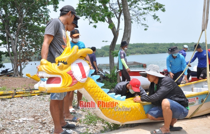 Đồng Phú sẵn sàng cho giải đua thuyền mở rộng lần thứ nhất