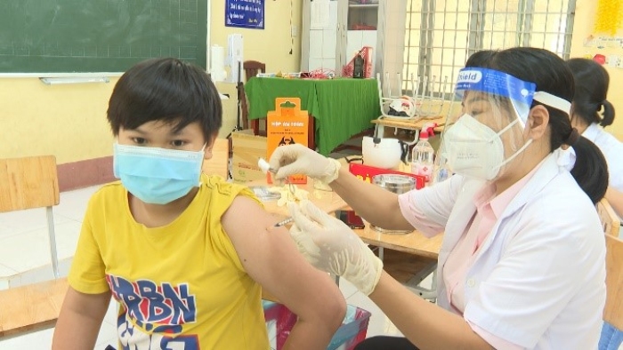 Chơn Thành triển khai tiêm vắc xin phòng Covid-19 cho trẻ 11 tuổi