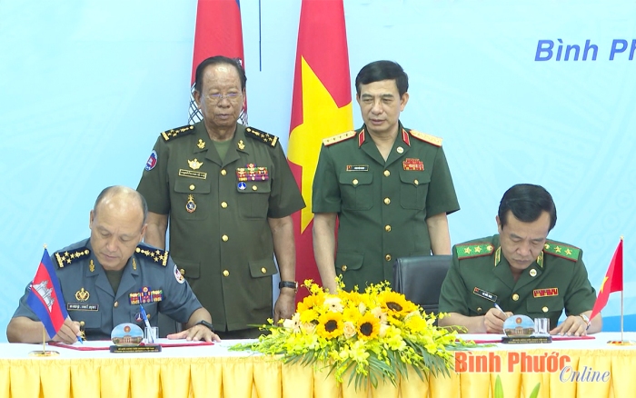 Talks between the Vietnamese Ministry of Defense and the Cambodian Ministry of Defence