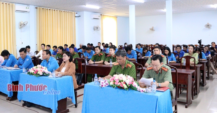 Hội nghị Ủy ban Hội LHTN Việt Nam tỉnh lần thứ 7, khóa VII