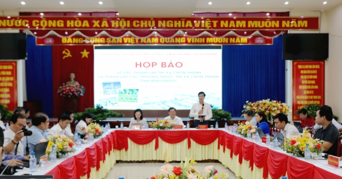 Họp báo về công bố thành lập thị xã Chơn Thành