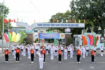 Thiếu nhi Bình Phước biểu diễn nhạc kèn, trống chào mừng thành công Đại hội Đoàn toàn quốc