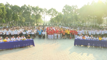 Chơn Thành phát động Ngày chạy Olympic vì sức khỏe toàn dân