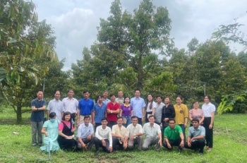 Hội Nông dân Việt Nam tham quan mô hình hợp tác xã cây ăn trái