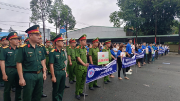 Đồng Phú mít tinh hưởng ứng Ngày toàn dân phòng chống mua bán người