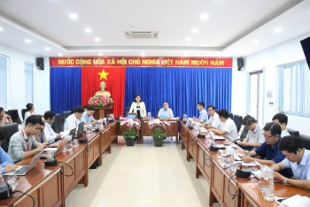 Kiểm tra công tác cải cách hành chính, chuyển đổi số tại Phú Riềng