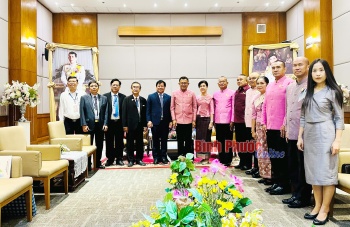 Đoàn công tác tỉnh Bình Phước dự Lễ hội rước nến mùa chay tại Thái Lan