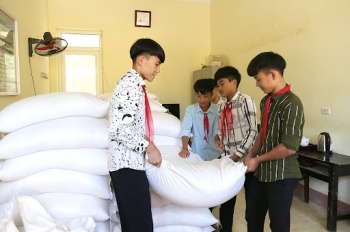Phân bổ trên 129 tấn gạo hỗ trợ học sinh, trường học vùng khó khăn