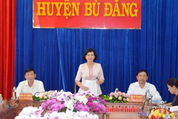 Phó Chủ tịch UBND tỉnh Trần Tuyết Minh làm việc với huyện Bù Đăng