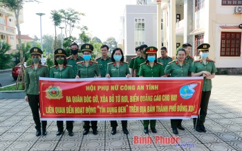 Công an tỉnh Bình Phước ra quân bóc gỡ quảng cáo cho vay “tín dụng đen”