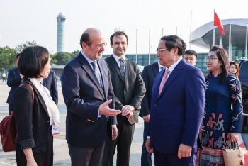 Thủ tướng lên đường tham dự Hội nghị COP 28, hoạt động song phương tại UAE và thăm chính thức Thổ Nhĩ Kỳ