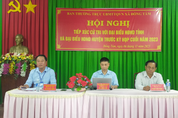 Đại biểu HĐND tỉnh tiếp xúc cử tri xã Đồng Tâm