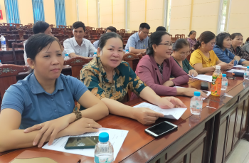 Đồng Phú tổ chức tập huấn Luật Phòng chống bạo lực gia đình