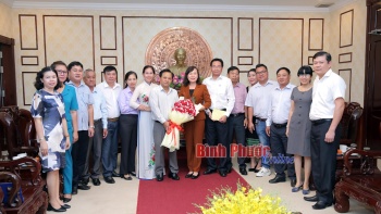 Gặp mặt đại biểu dự Đại hội Hội Nông dân Việt Nam lần thứ VIII