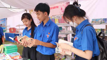 Ngày Sách và Văn hóa đọc Việt Nam năm 2024 trên địa bàn tỉnh