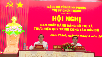 Chơn Thành tổ chức hội nghị Ban Chấp hành Đảng bộ thị xã mở rộng lần thứ 21