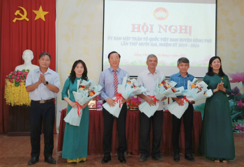 Đồng Phú kiện toàn chức danh Chủ tịch Ủy ban MTTQ Việt Nam huyện