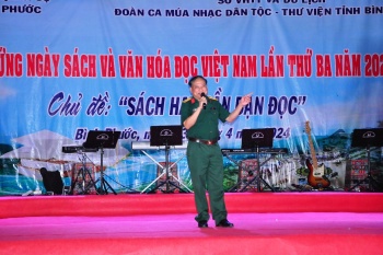 Lực lượng vũ trang tỉnh hưởng ứng Ngày sách và văn hóa đọc Việt Nam