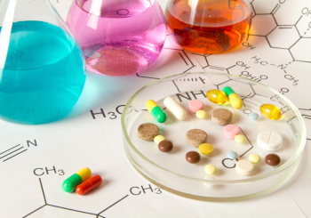 Kiểm soát các hoạt động hợp pháp liên quan đến ma túy