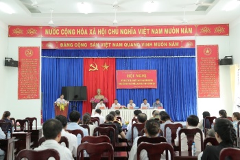 Đại biểu HĐND tỉnh tiếp xúc cử tri thị xã Phước Long