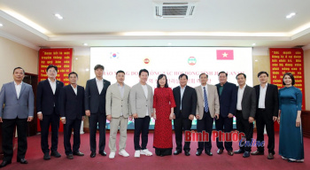 The delegation of the Jeollanam Provincial Council, Korean visited and worked with the People’s Council of Binh Phuoc province
